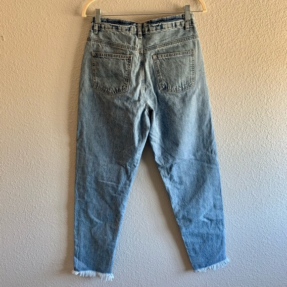 Missguided Riot Ripped Mom Jeans - Picture 12 of 12